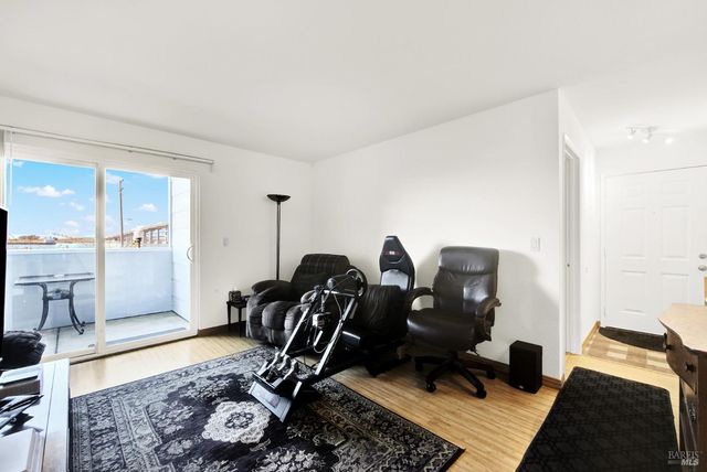 127 Lighthouse Dr, Vallejo, CA 94590