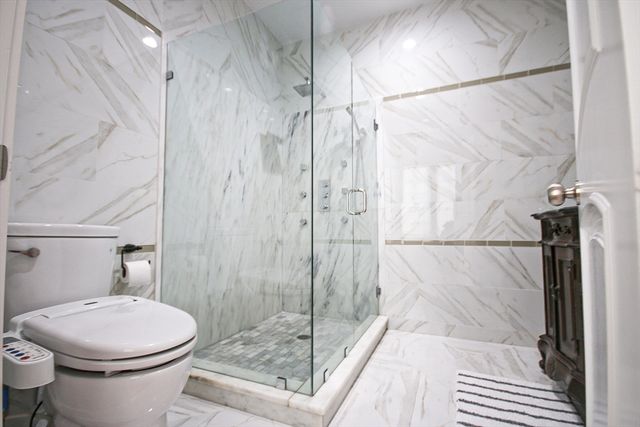 62 Golden Hills Rd, Saugus, MA 01906