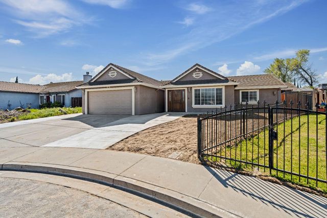 1916 Central Park Way, Modesto, CA 95351