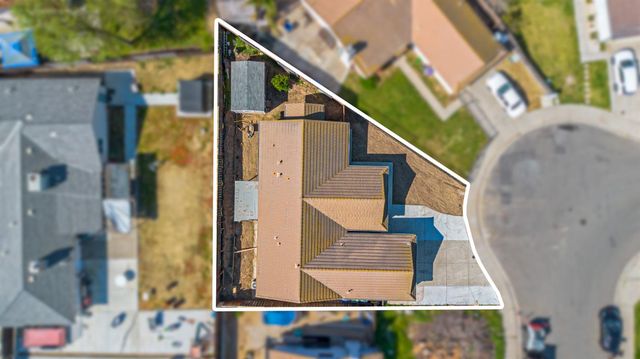 1916 Central Park Way, Modesto, CA 95351