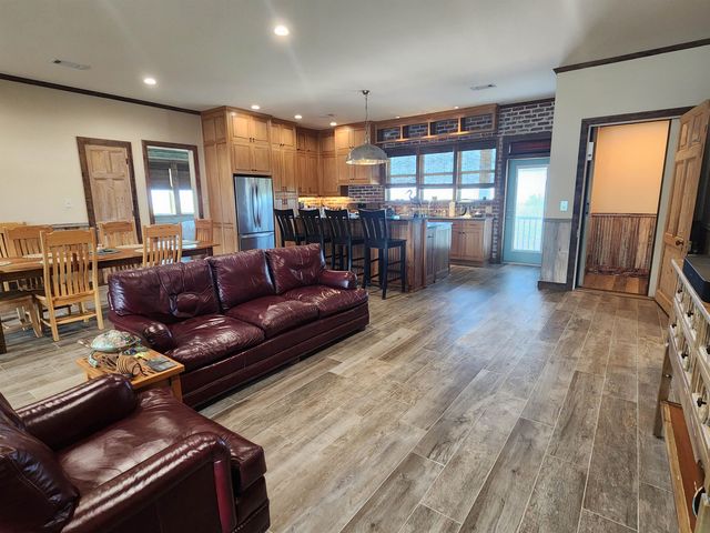 14 Sandy Point Dr, Grand Isle, LA 70358