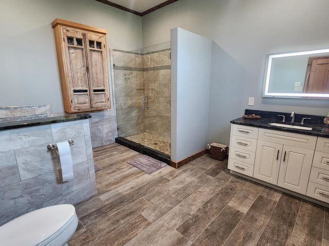 14 Sandy Point Dr, Grand Isle, LA 70358