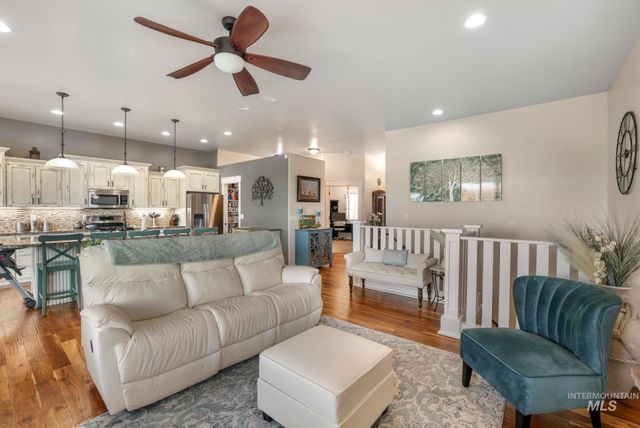 3616 E 3880 N, Kimberly, ID 83341