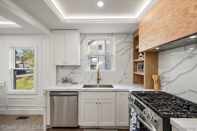 1066 Pearson Street, Ferndale, MI 48220
