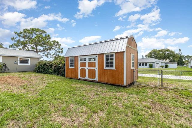 1399 HELLIWELL STREET NW, Palm Bay, FL 32907