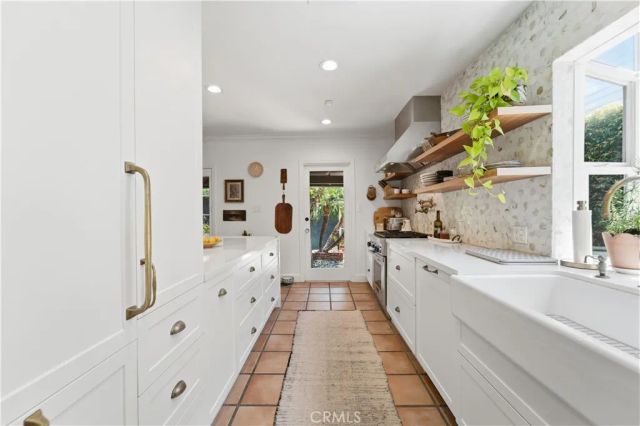 3730 Stewart, Los Angeles, CA 90066