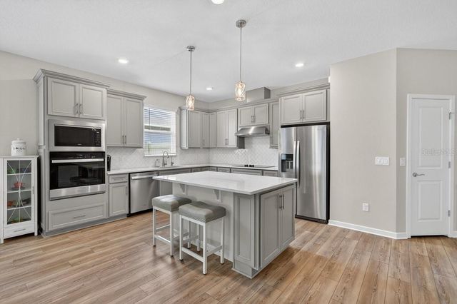 2004 CANOPY TERRACE BOULEVARD, Deland, FL 32724