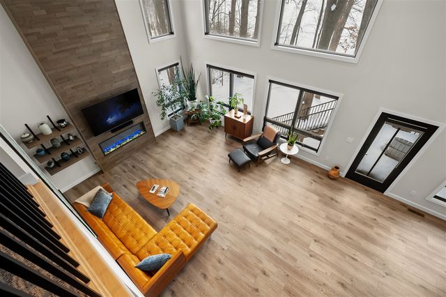 130 Singer Lake Trail, Baroda, MI 49101