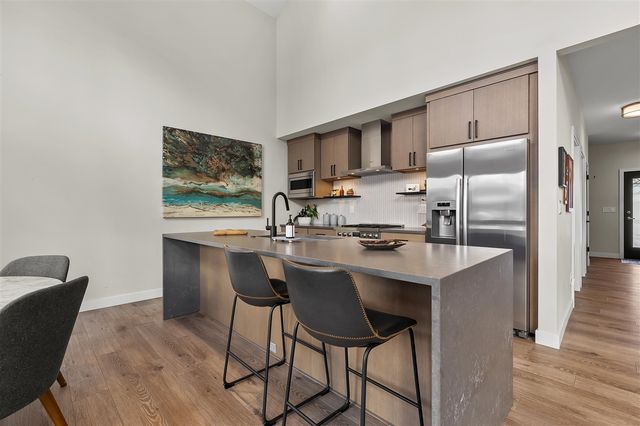 130 Singer Lake Trail, Baroda, MI 49101