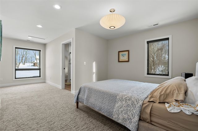 130 Singer Lake Trail, Baroda, MI 49101