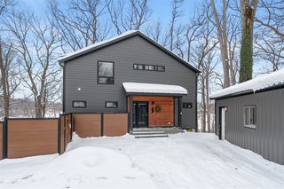 130 Singer Lake Trail, Baroda, MI 49101