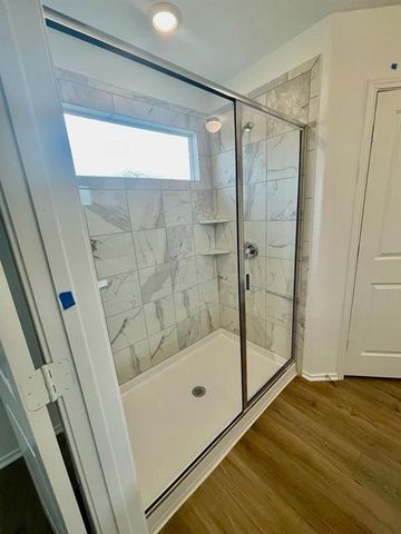 420 Perfect World LOOP, Jarrell, TX 76537