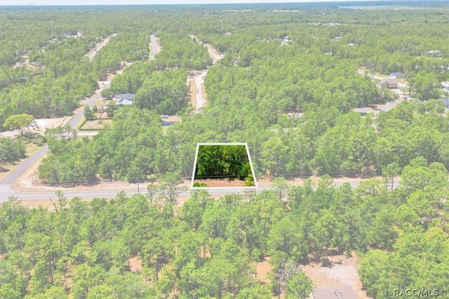 10858 N Elkcam Boulevard, Citrus Springs, FL 34433