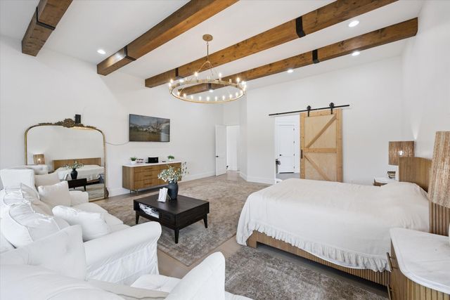 100 Stirling Lane, Versailles, KY 40383