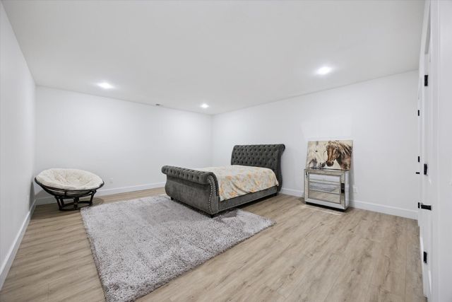 100 Stirling Lane, Versailles, KY 40383