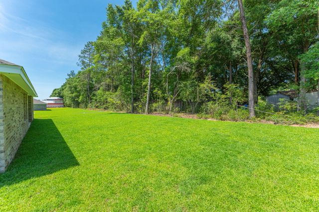 6008 Oak Hollow Way, Crestview, FL 32539