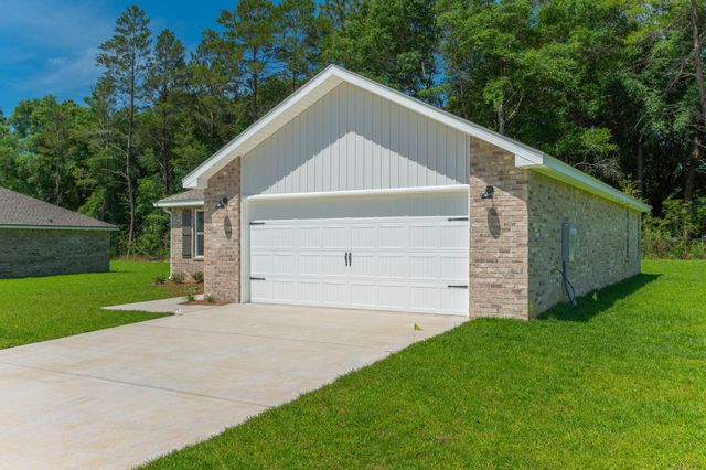 6008 Oak Hollow Way, Crestview, FL 32539
