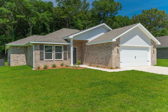 6008 Oak Hollow Way, Crestview, FL 32539