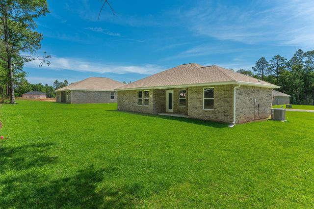 6008 Oak Hollow Way, Crestview, FL 32539