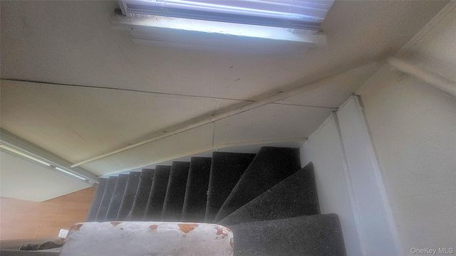 112 Smith Street, Poughkeepsie, NY 12601