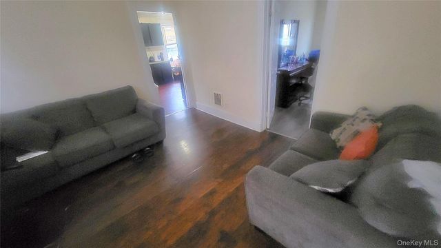 112 Smith Street, Poughkeepsie, NY 12601