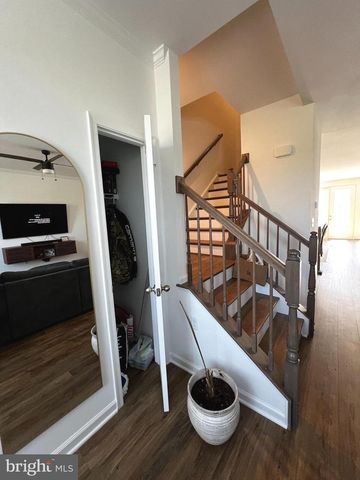 623 HEMSWORTH LN, Winchester, VA 22601