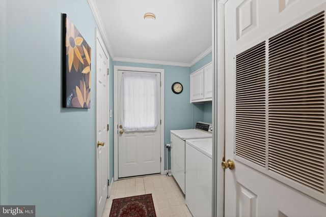 11 OAKPLACE CT W, Harleysville, PA 19438