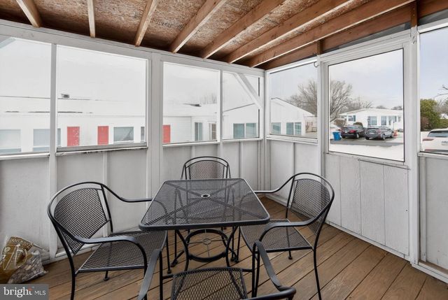 11 OAKPLACE CT W, Harleysville, PA 19438