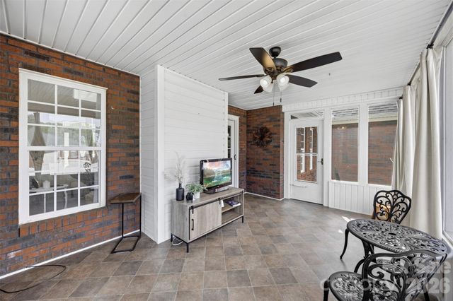 220 Landry Drive, Kings Mountain, NC 28086