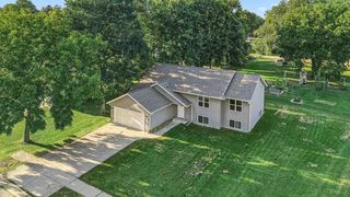 390 Meadow Lane, Columbus, WI 53925