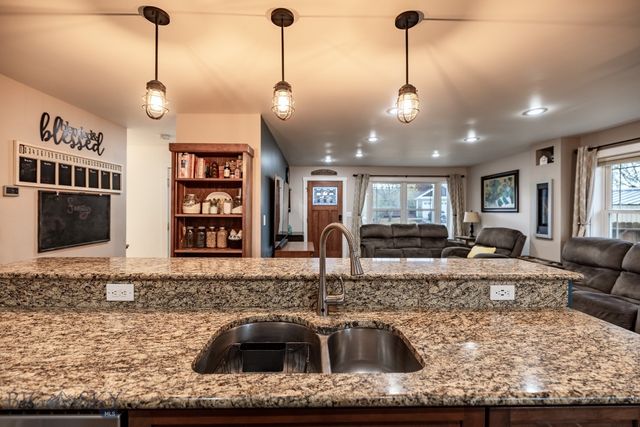 712 Quasar Lane, Livingston, MT 59047