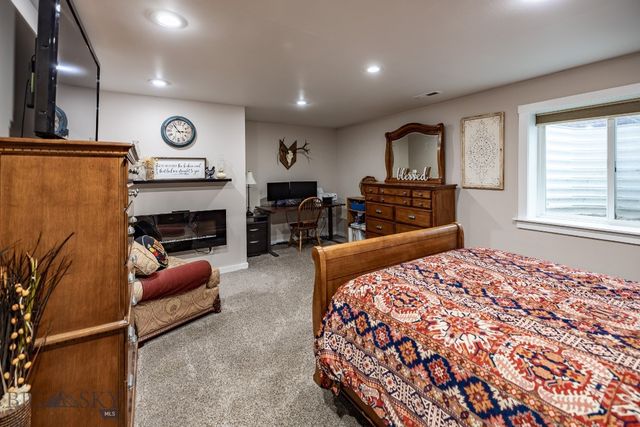 712 Quasar Lane, Livingston, MT 59047