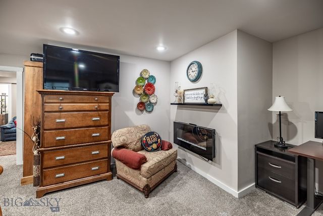 712 Quasar Lane, Livingston, MT 59047