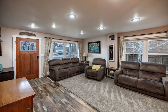 712 Quasar Lane, Livingston, MT 59047