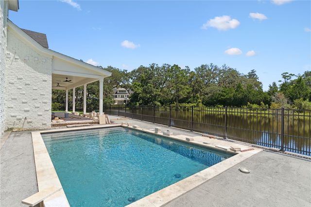 2404 Frederica Road, St Simons Island, GA 31522