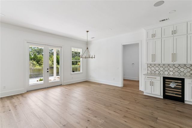 2404 Frederica Road, St Simons Island, GA 31522