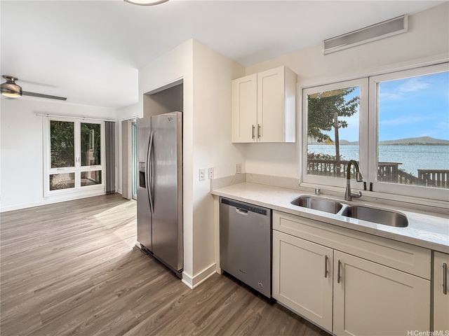 44-327 Kaneohe Bay Drive, Kaneohe, HI 96744