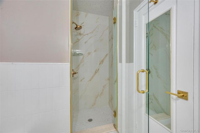 63-61 99th St C16, Rego Park, NY 11374