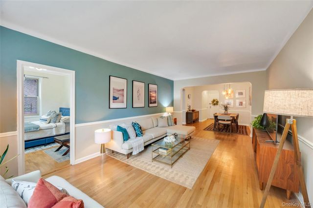 63-61 99th St C16, Rego Park, NY 11374