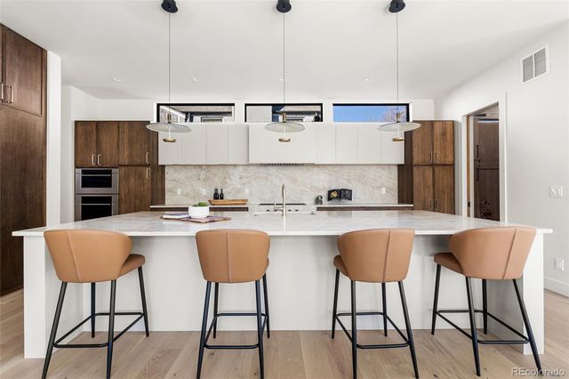 792 S Clayton Street, Denver, CO 80209