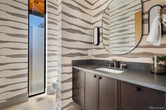 792 S Clayton Street, Denver, CO 80209