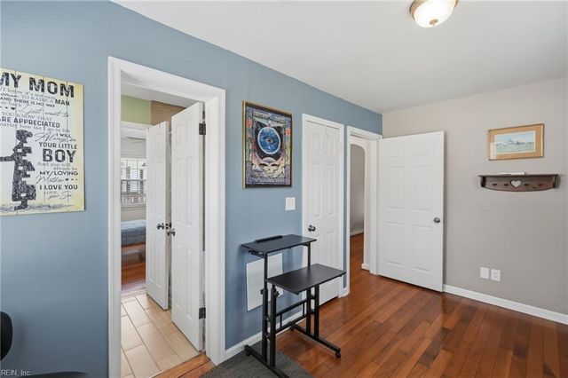 301 Dixie DR, Norfolk, VA 23505
