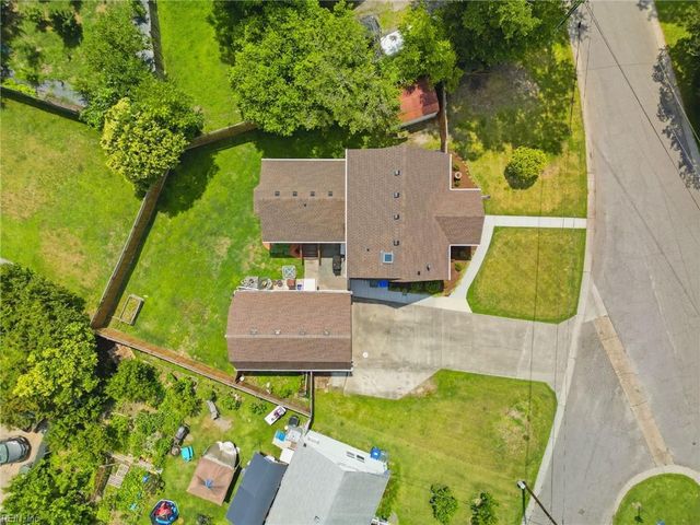 301 Dixie DR, Norfolk, VA 23505