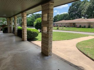 1001 Washington, Brenham, TX 77833