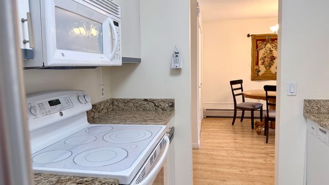 2 Maple Ridge Dr Unit 29, Merrimack, NH 03054