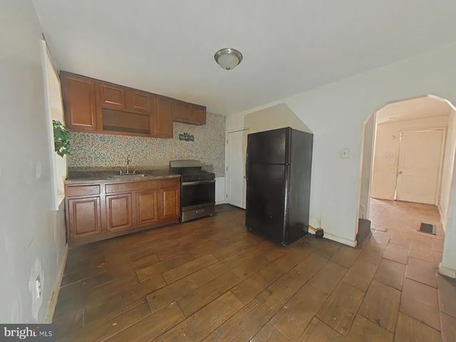 63 W GARFIELD ST, Philadelphia, PA 19144