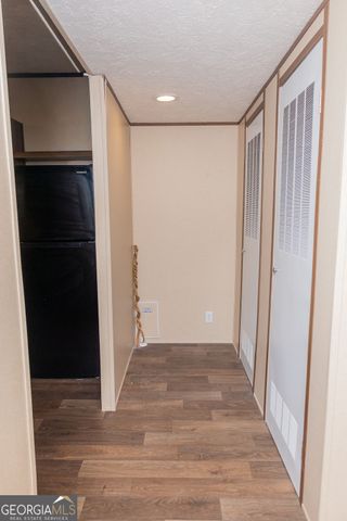 1337 Ridgeway Road, Lafayette, GA 30728