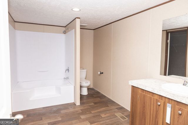 1337 Ridgeway Road, Lafayette, GA 30728