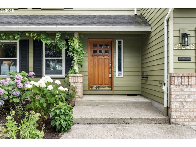 21242 Sw WINTERFIELD Ln, Beaverton, OR 97003