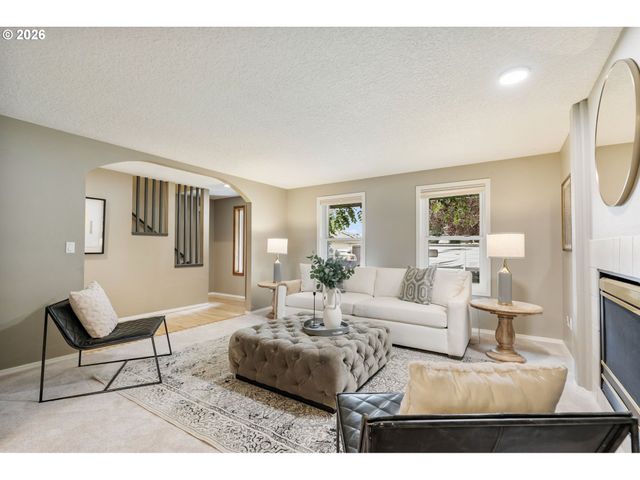 21242 Sw WINTERFIELD Ln, Beaverton, OR 97003